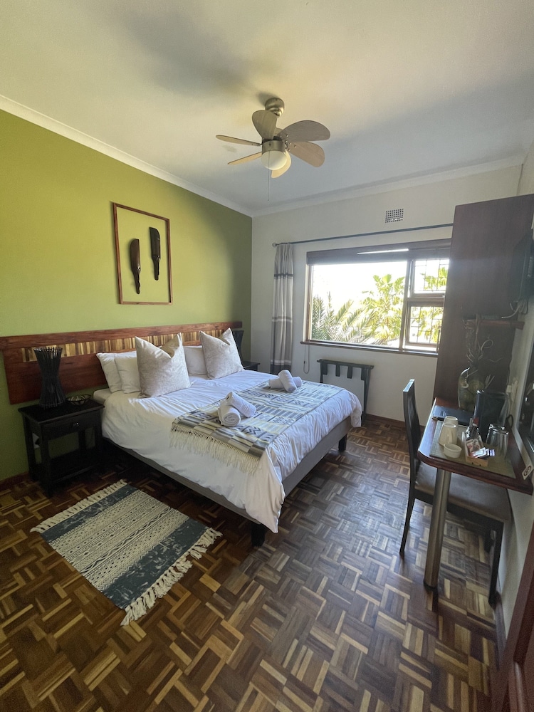 Marula Lodge Guesthouse 7/36