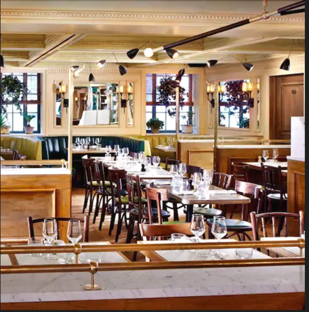 The Marlton Hotel 24/31