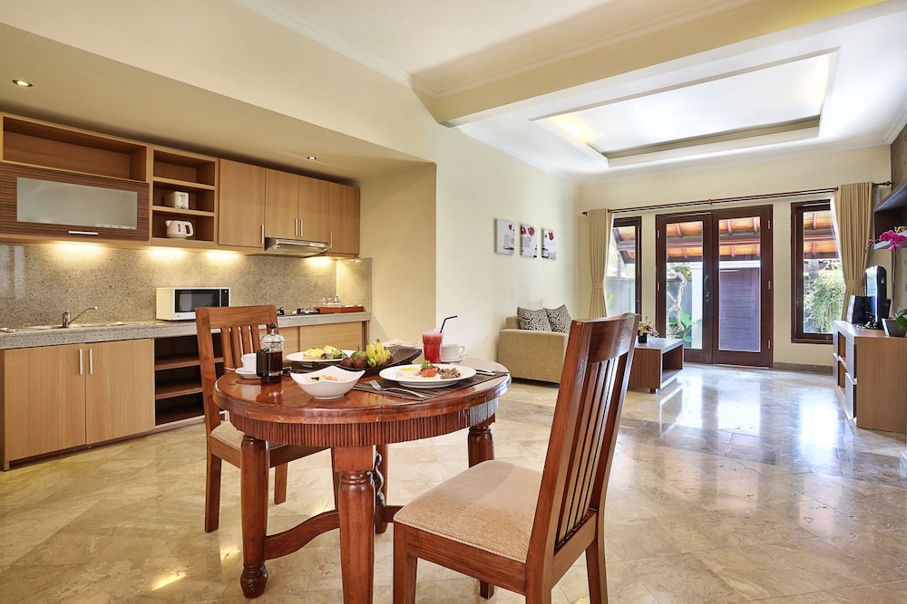 The Club Villas 34/50