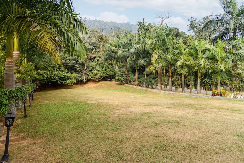 GREEN WOOD RESORT 42/50