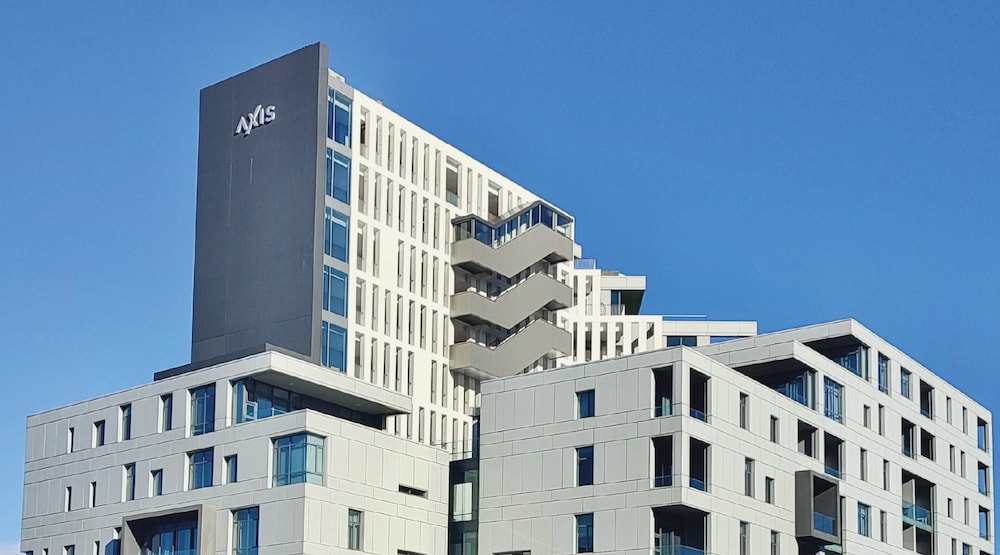 Axis Luxury Apartments 2/25