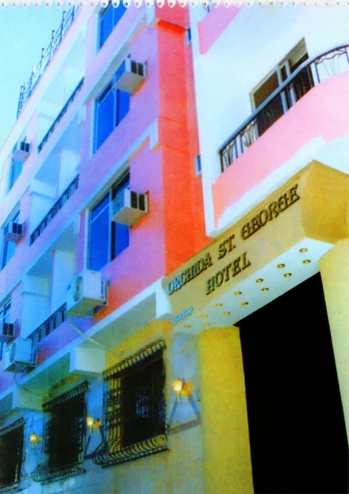 Orchida St. George Hotel 1/21