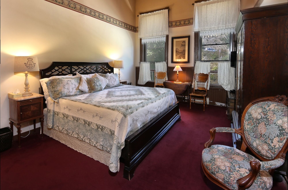 PALACE HOTEL PORT TOWNSEND 13/43
