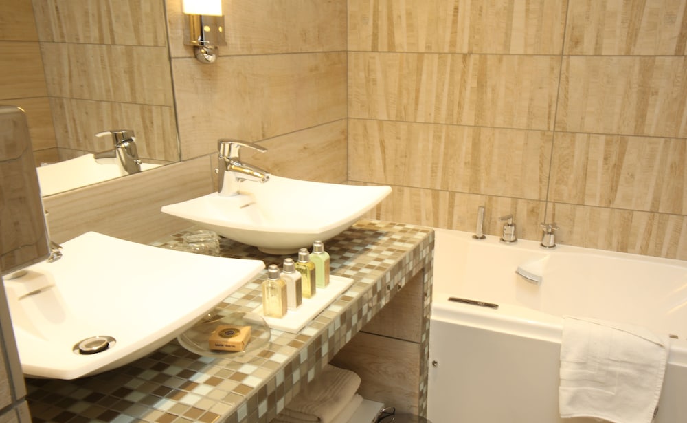 Relais Saint Jacques 34/51