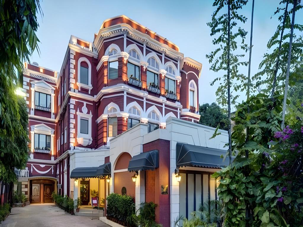 The Astor in CALCUTTA / KOLKATA