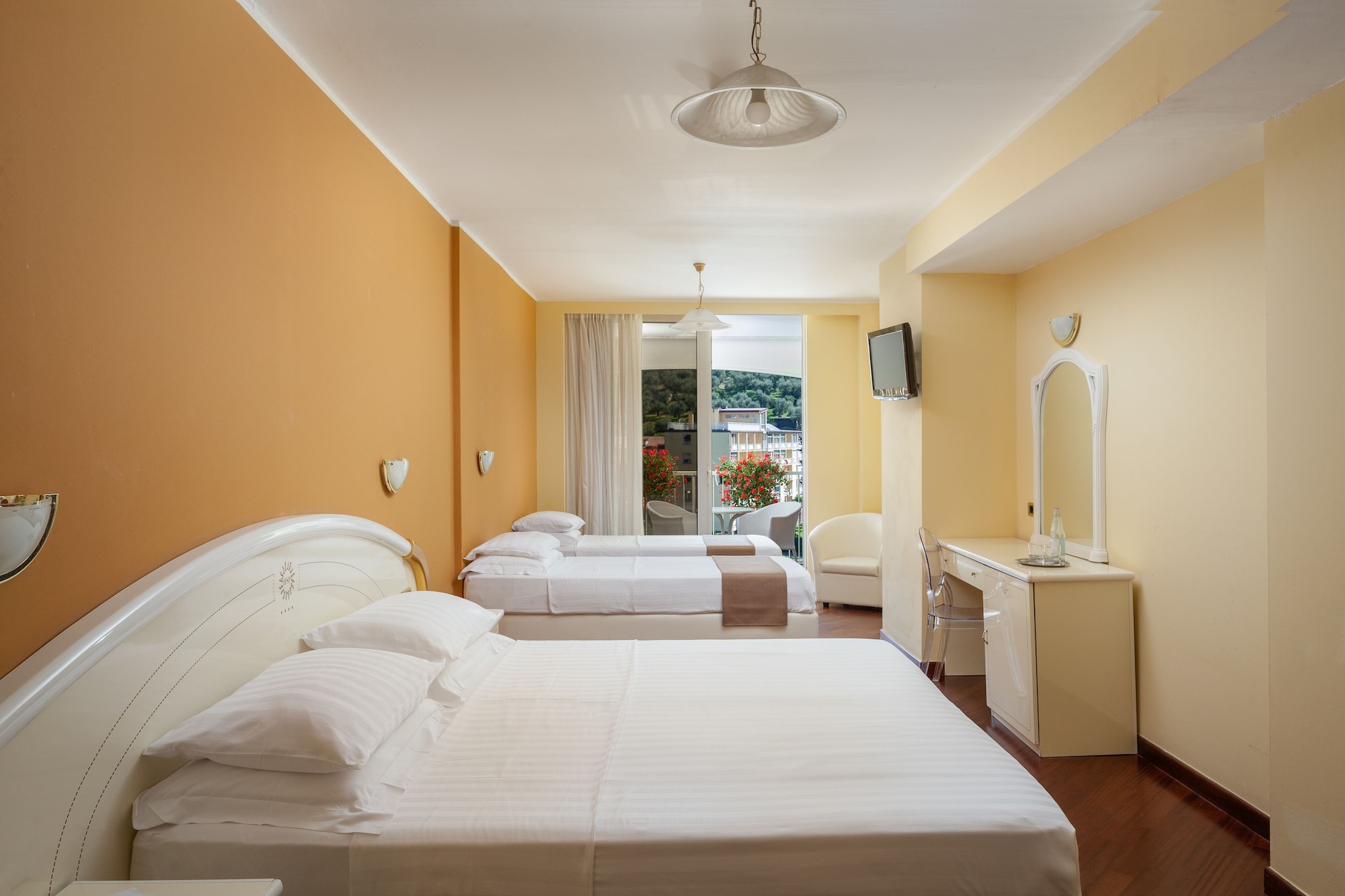 Junior, Quadruple, 4 Beds, Balcony