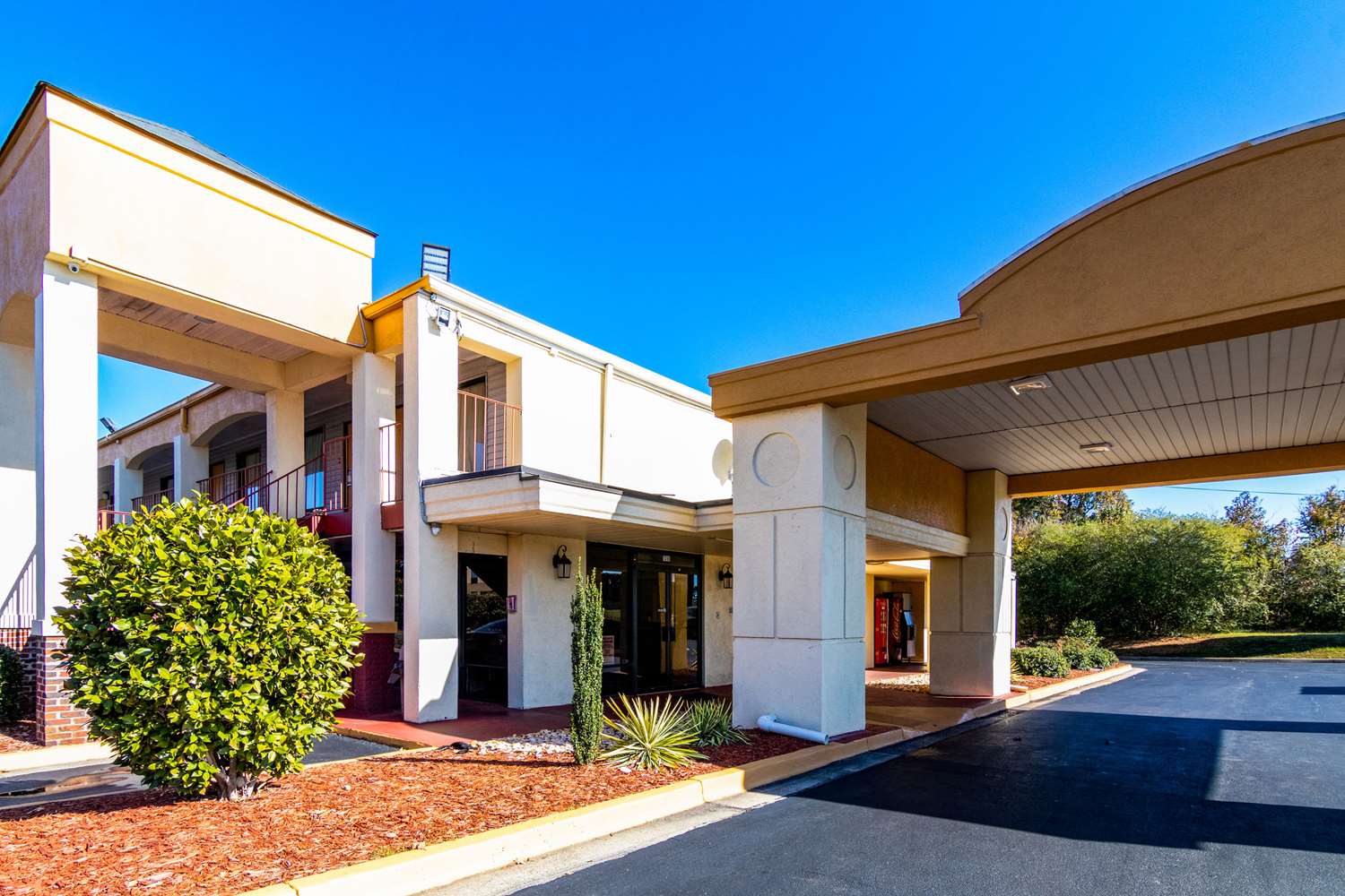 Econo Lodge Conyers GA 3/37