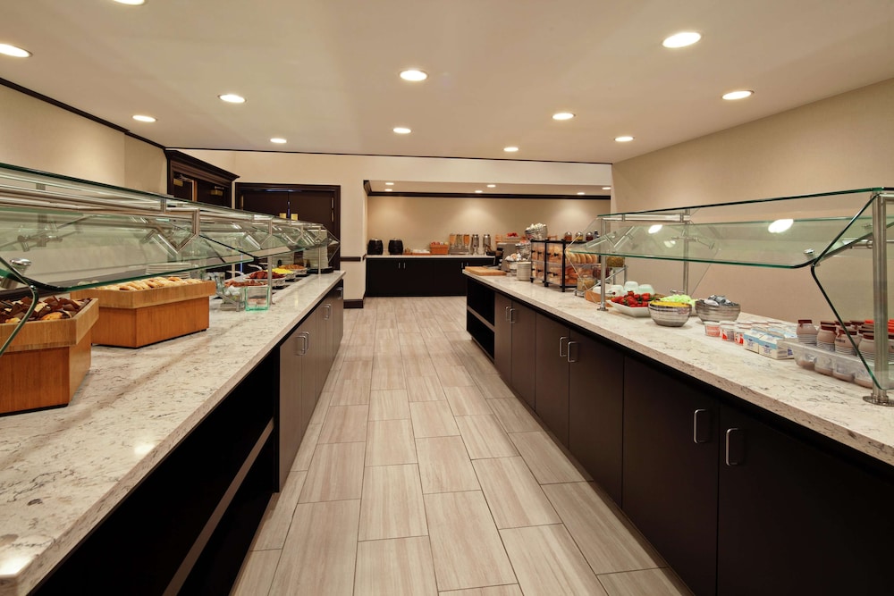 Doubletree By Hilton New Orleans Airport 47/58