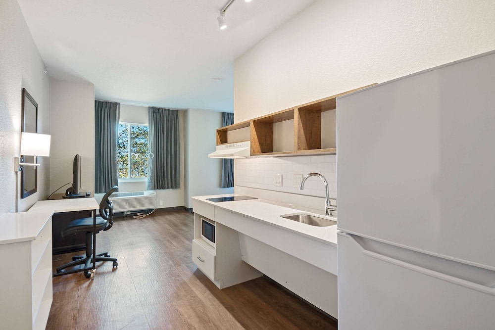Extended Stay America Premier Suites - Fort Lauderdale - Cypress Creek - Park North 6/59