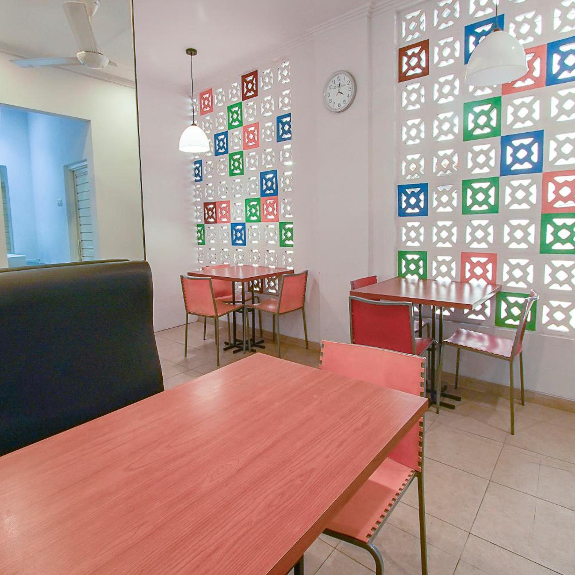OYO 3808 Fif fa Hotel Kauman 49/56
