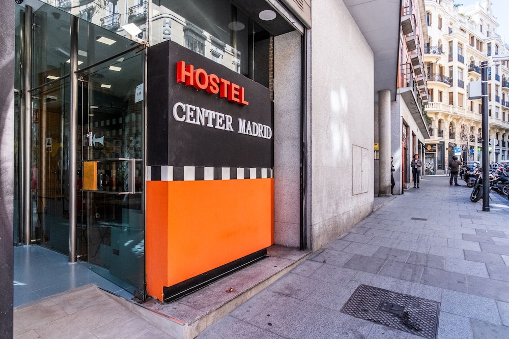 Open Hostel 1/36