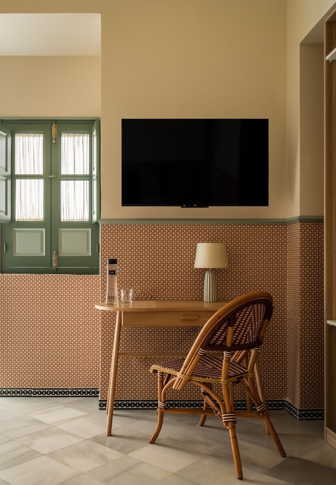 Hotel Abril 39/50