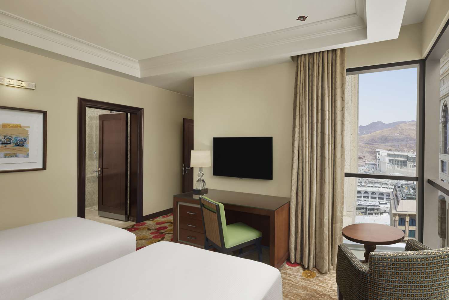 2 Bedrooms, Family Suite, Partial Kaaba View