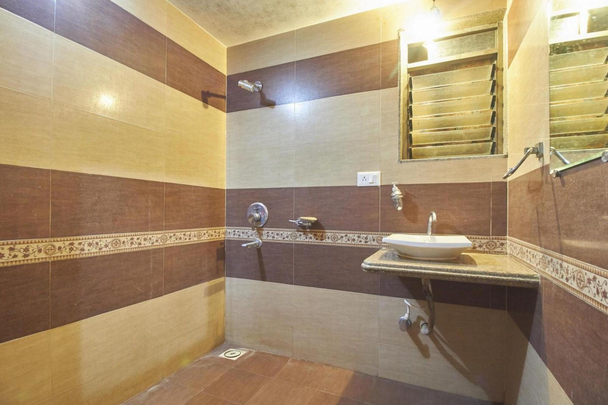 Hotel Sai Suraj Palace 20/20