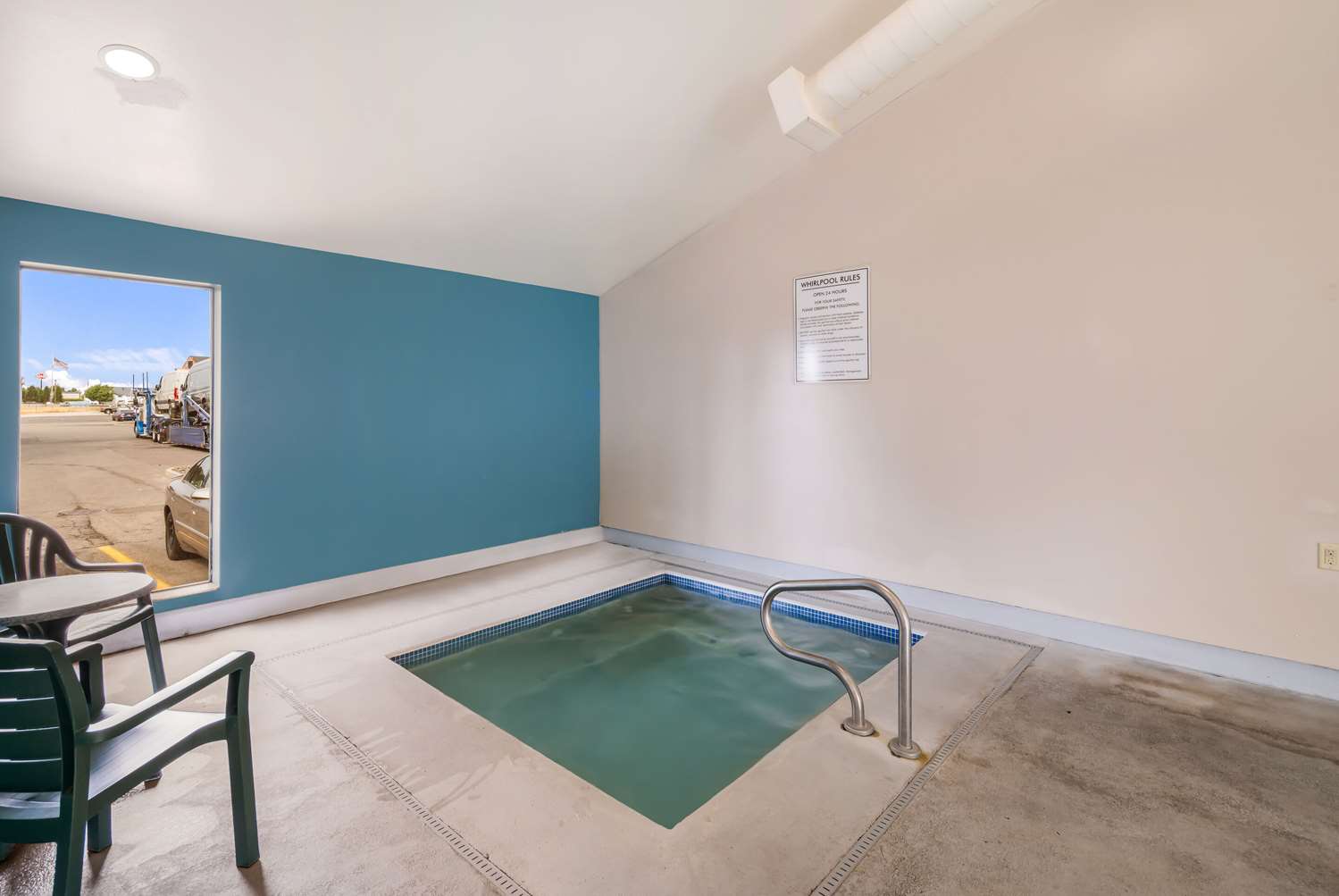 swimming pool spa
