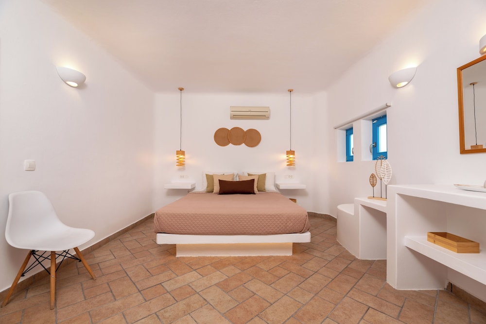 Seaside Beach Hotel 12/100