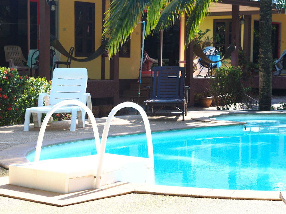Ocean View Resort 9/70