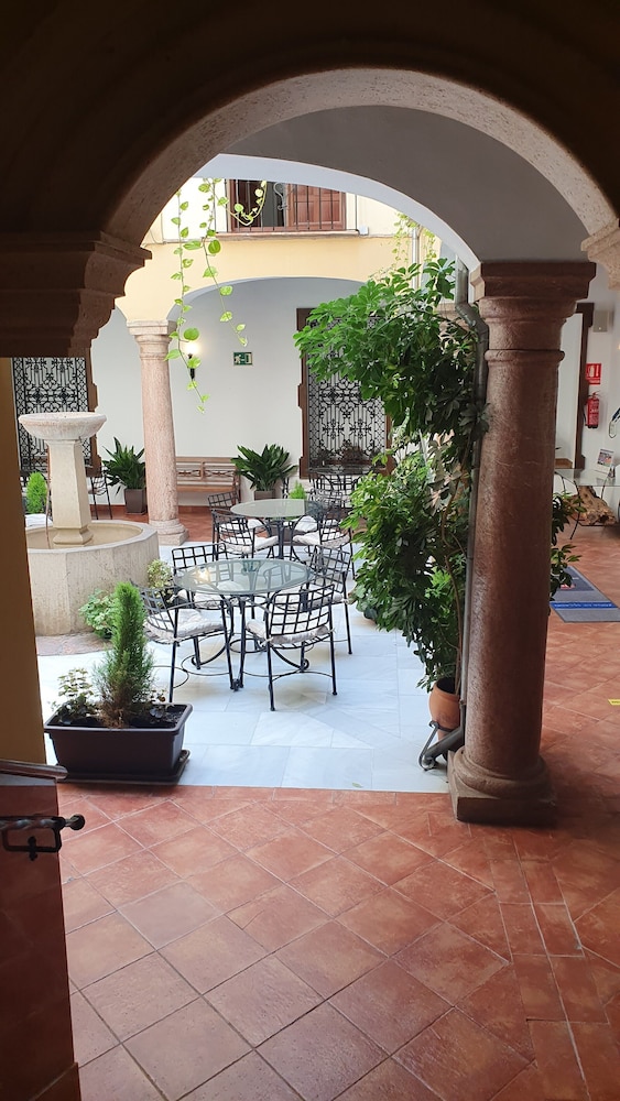 Coso Viejo Hotel 9/61