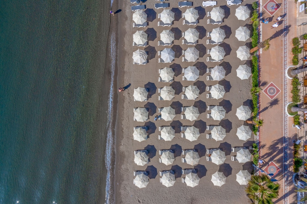 Begonville Beach Hotel - Adult Only 6/49