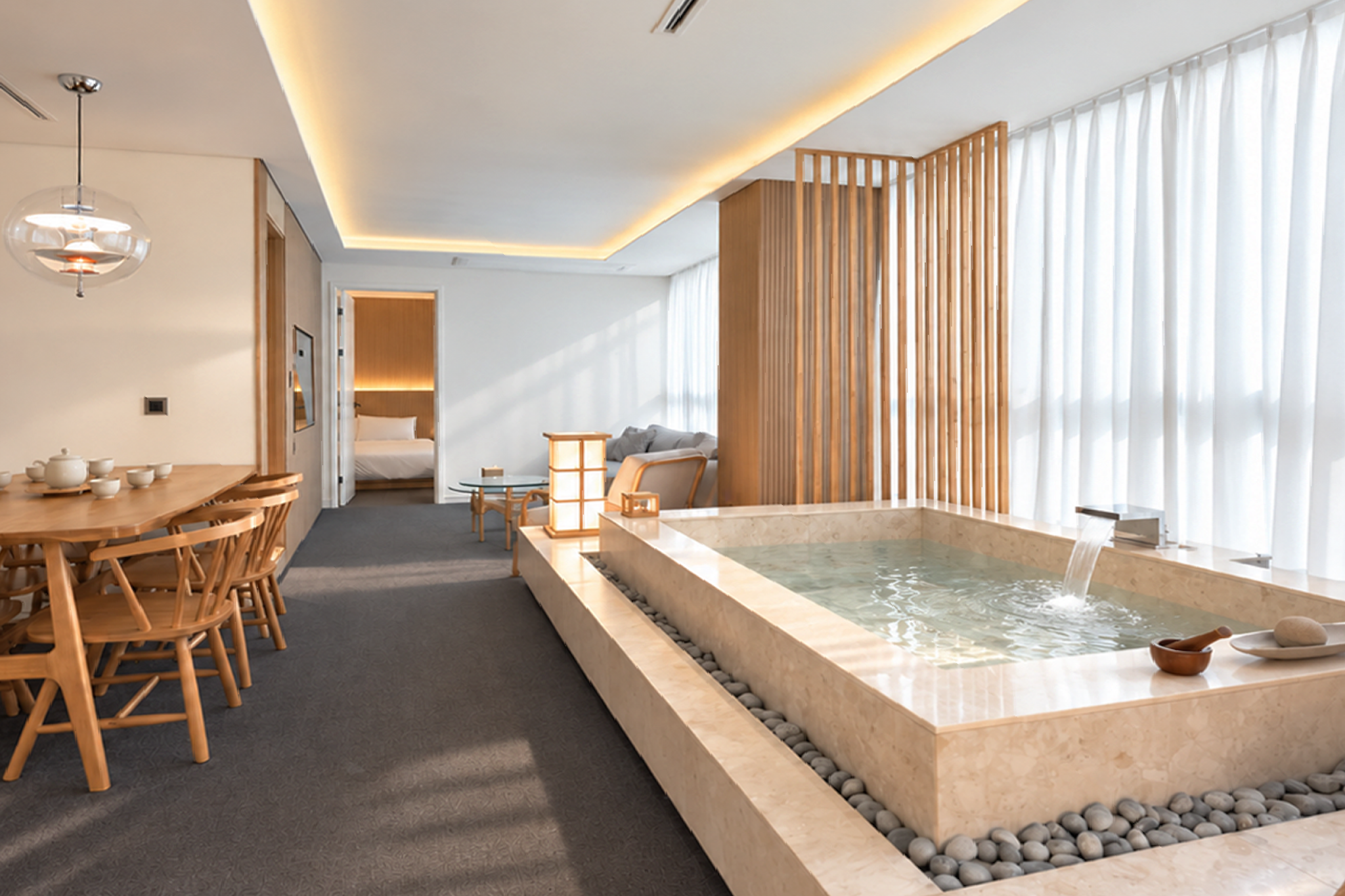 UH Suite The Myeongdong 32/52