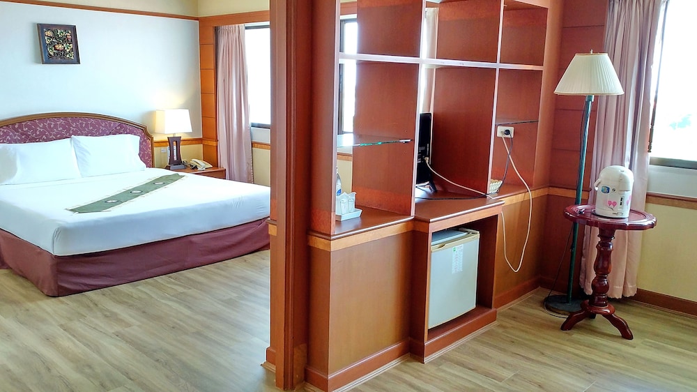 Grand Park Hotel 19/69