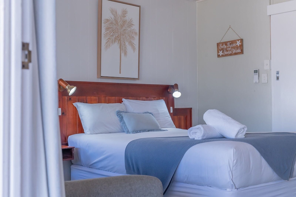 Select, Queen Bed
