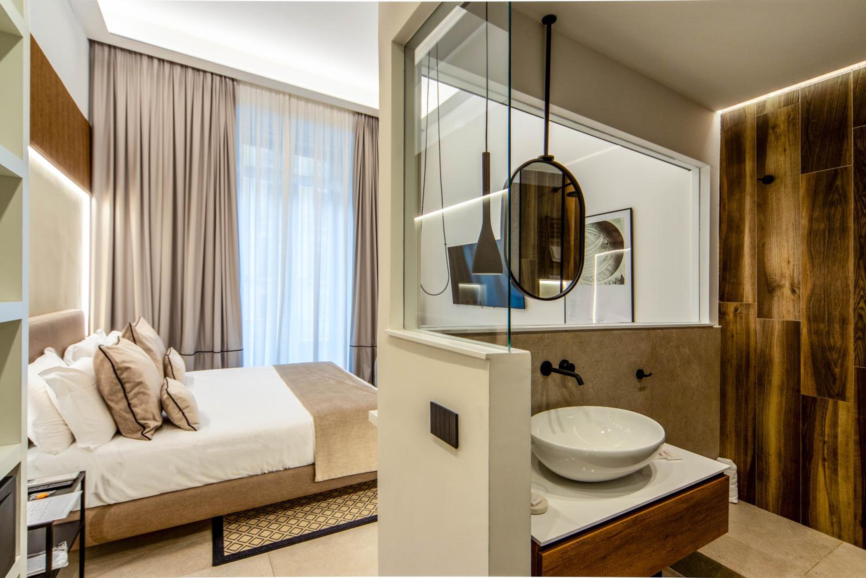 Mamalu Studios and Suites 24/25