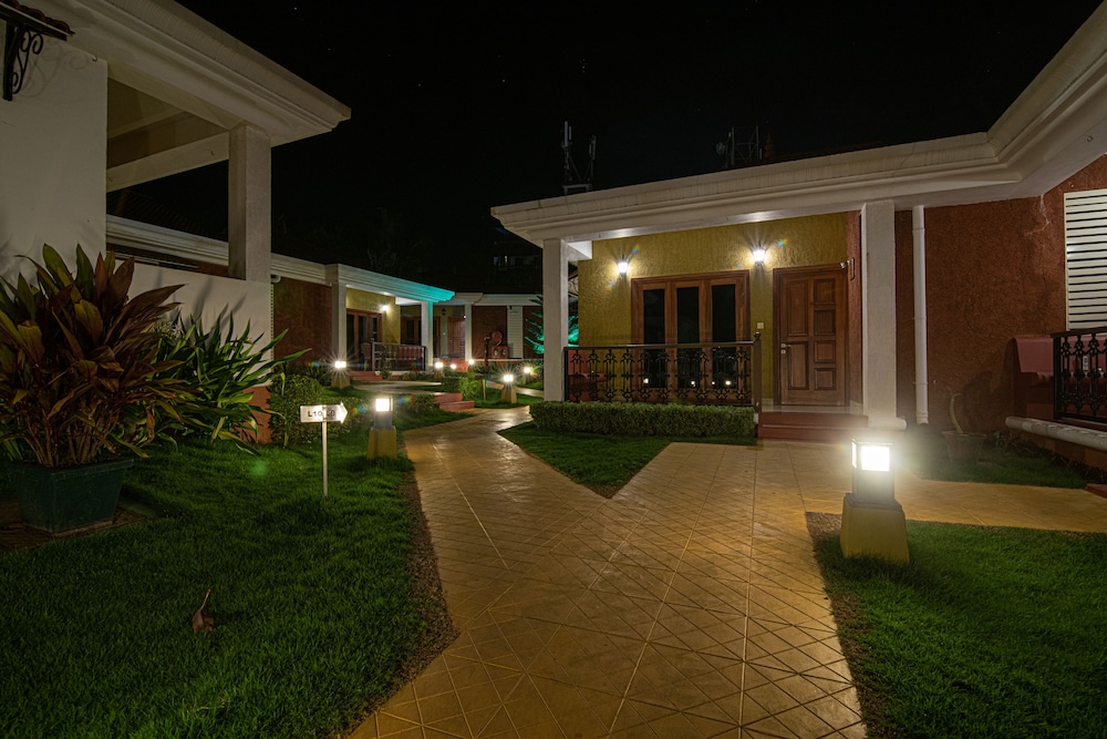 THE GRAND LEONEY RESORT 62/65