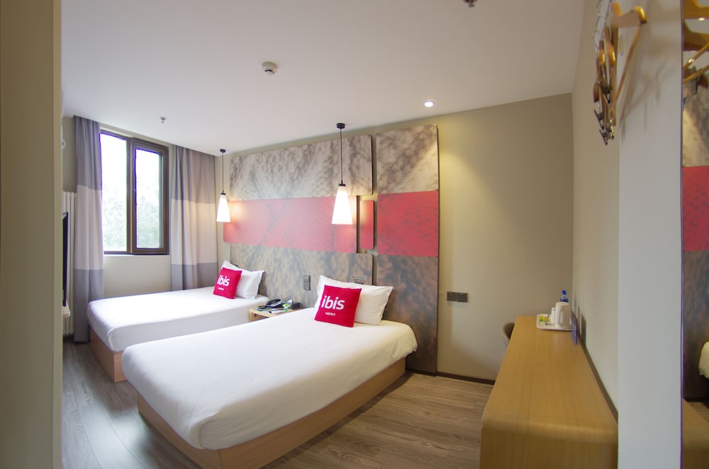 Ibis Beijing Tiantandongmen Metro Station Hotel 45/62