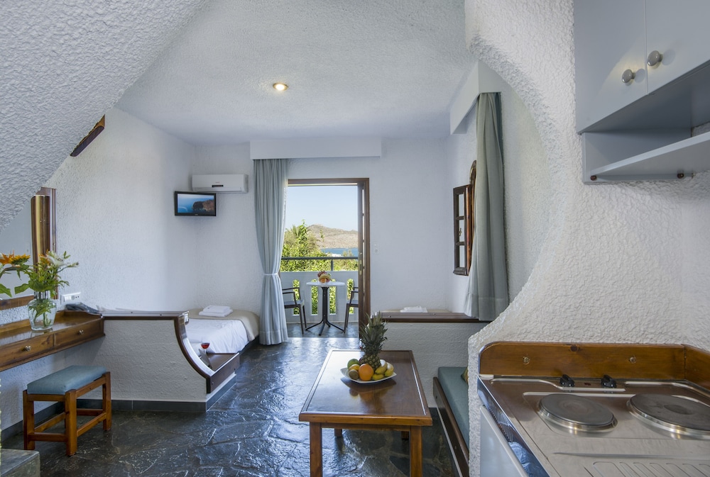Folia Hotel Apartments 26/50
