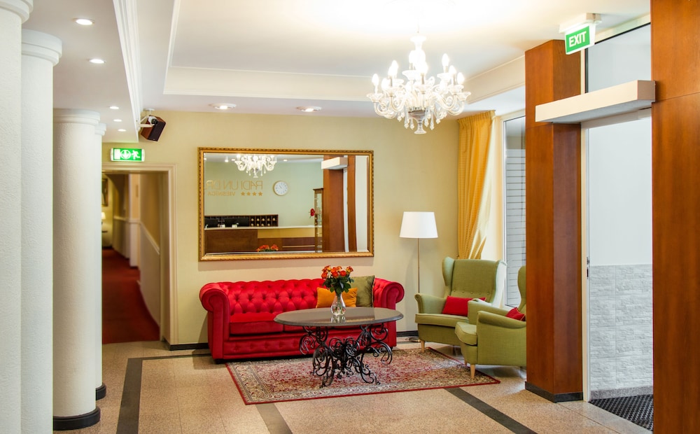 Radi Un Draugi Hotel 43/65