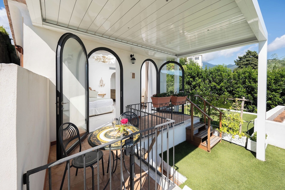 Villa Amore 4/50