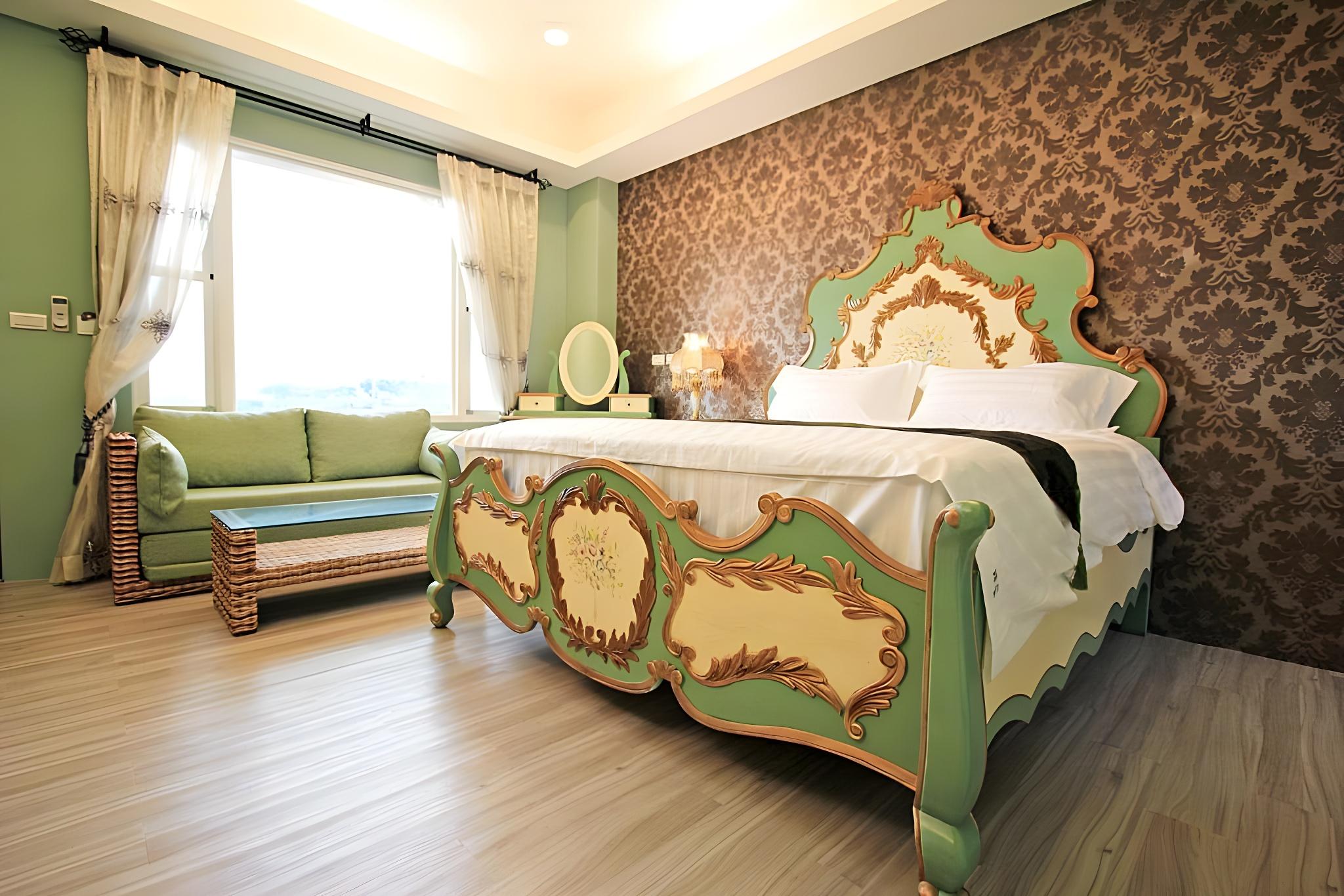Room, Double Bed, Mountain View