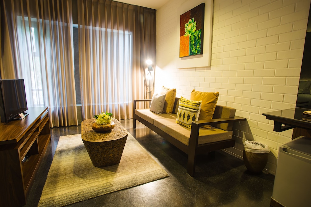NAI YA Hotel 37/51