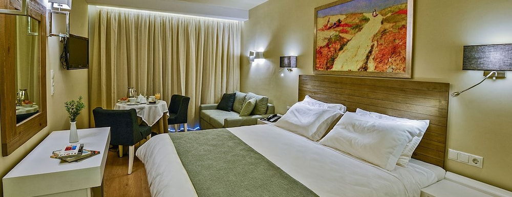 Swell Boutique Hotel 10/38