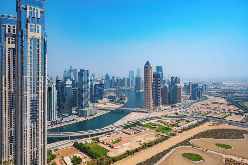 DAMAC Maison Aykon City Dubai 38/45