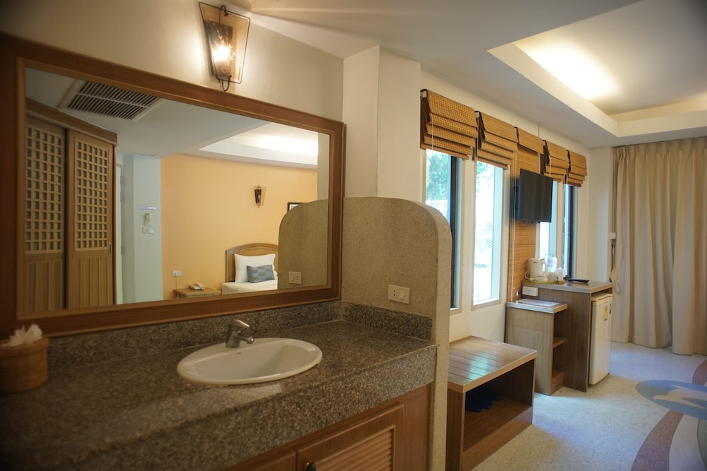 Phranang Place Hotel Krabi 7/64