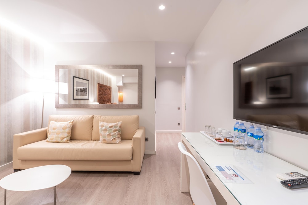 Serennia Fira Gran Via Exclusive Rooms 46/47