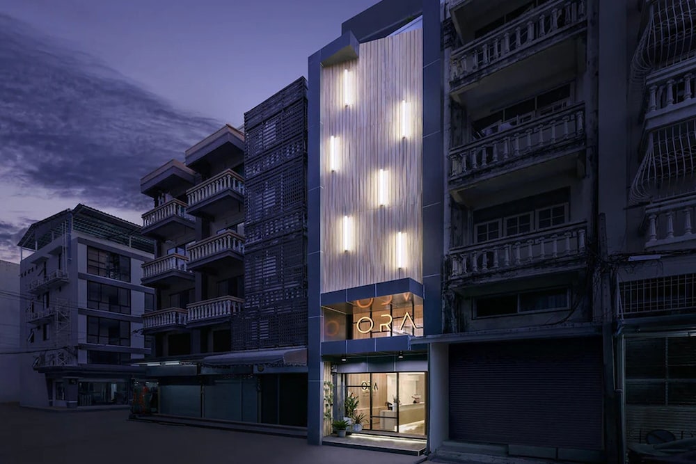 Ora Hostel Bangkok 1/65