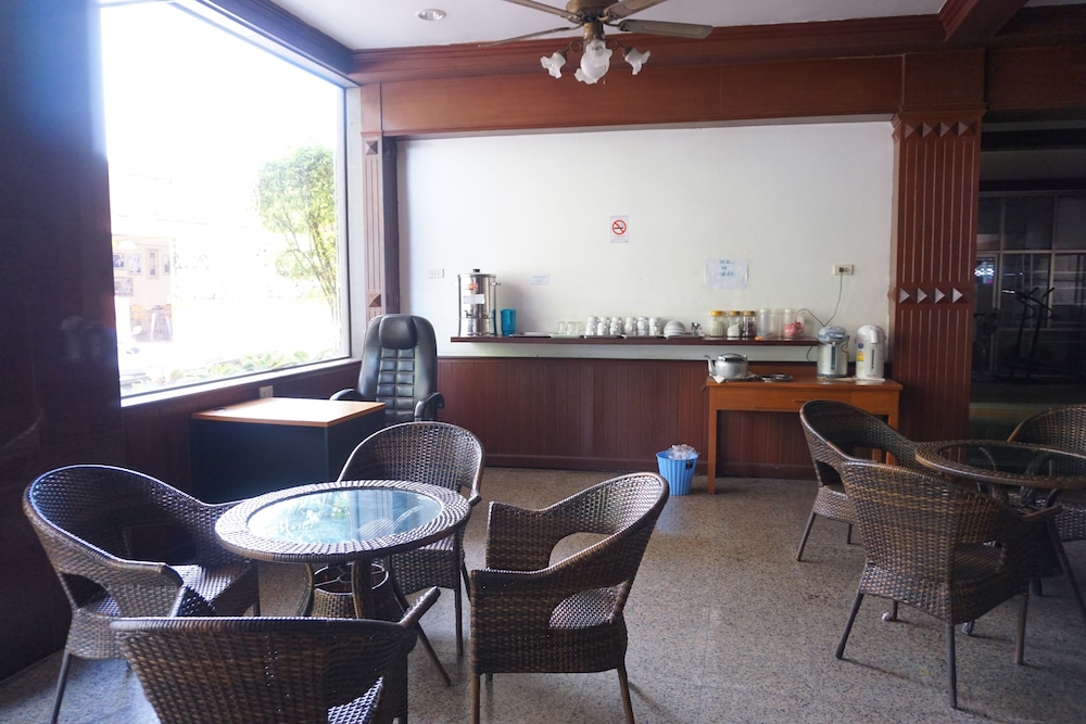 SRI CHUMPHON HOTEL 26/35