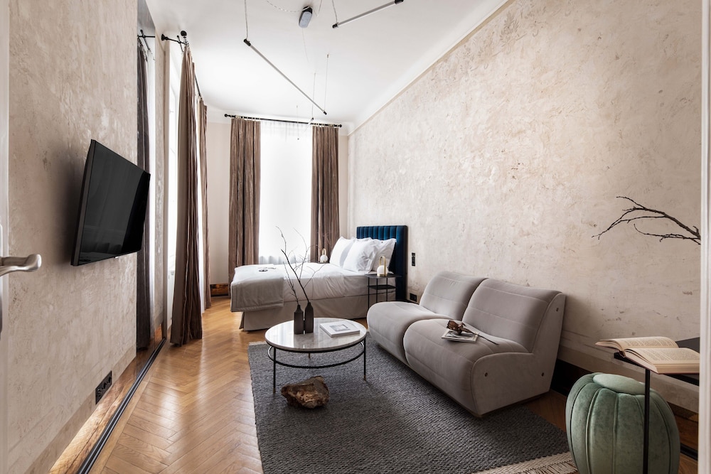 Zola Hotel Palais de Boheme 18/32