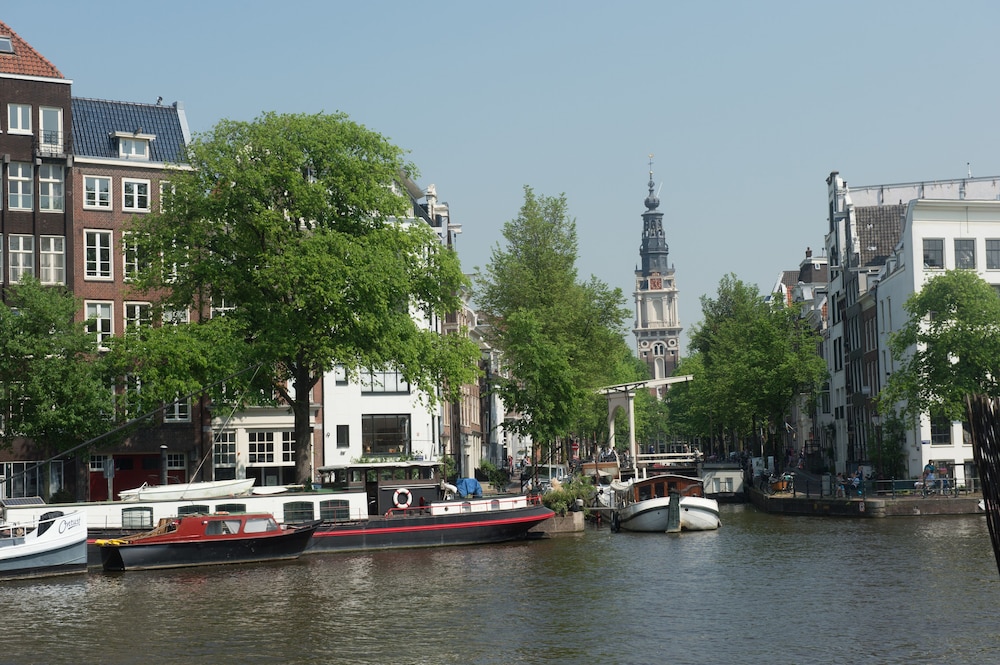 Rembrandtplein Hotel 3/65