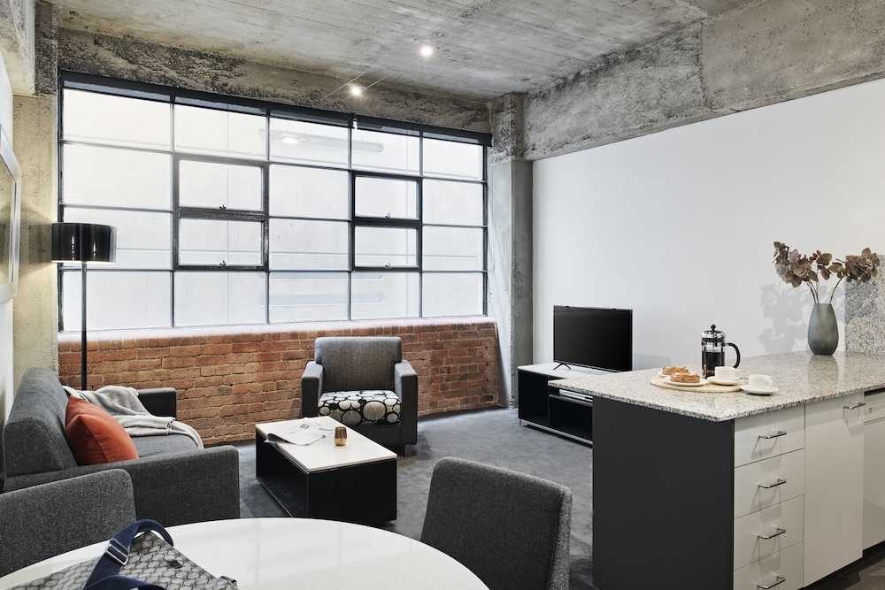 Punthill Apartment Hotel - Manhattan Melbourne 53/62