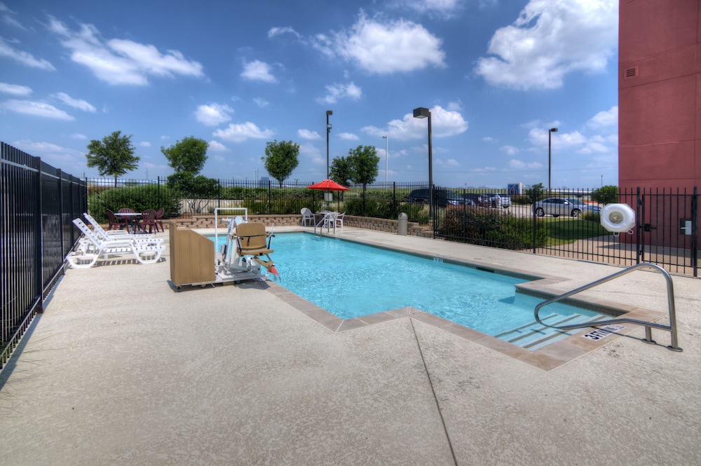 Motel6 Roanoke, TX - Northlake - Speedway 29/48