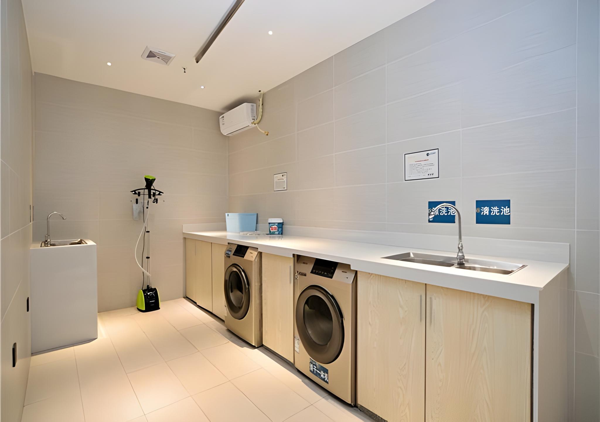 City Comfort Inn Kunming Nanping Wuyi Road Metro Station 13/44