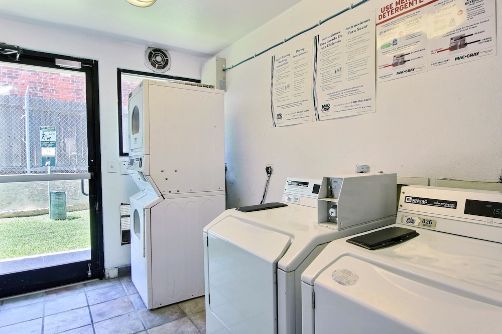 Motel6 Austin, TX 42/51
