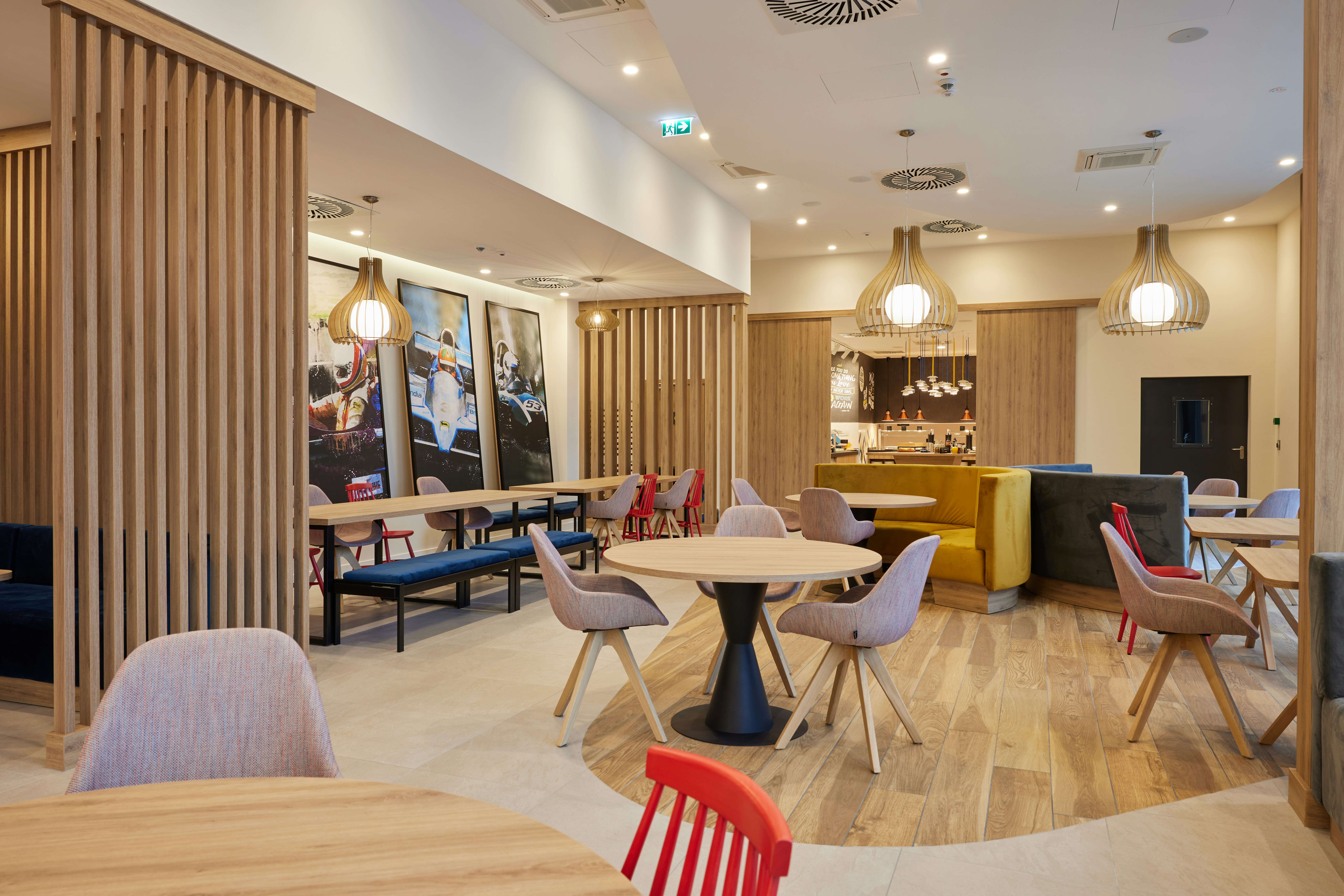 Hampton by Hilton Poznan Swarzedz 17/26