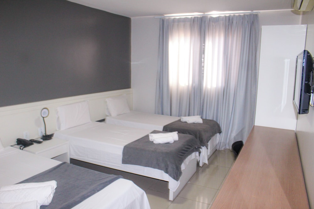 Hotel Rochedo 17/50
