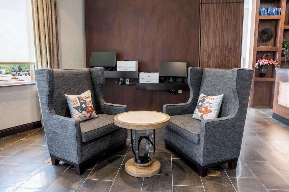 Drury Plaza Hotel Dallas Arlington 47/50
