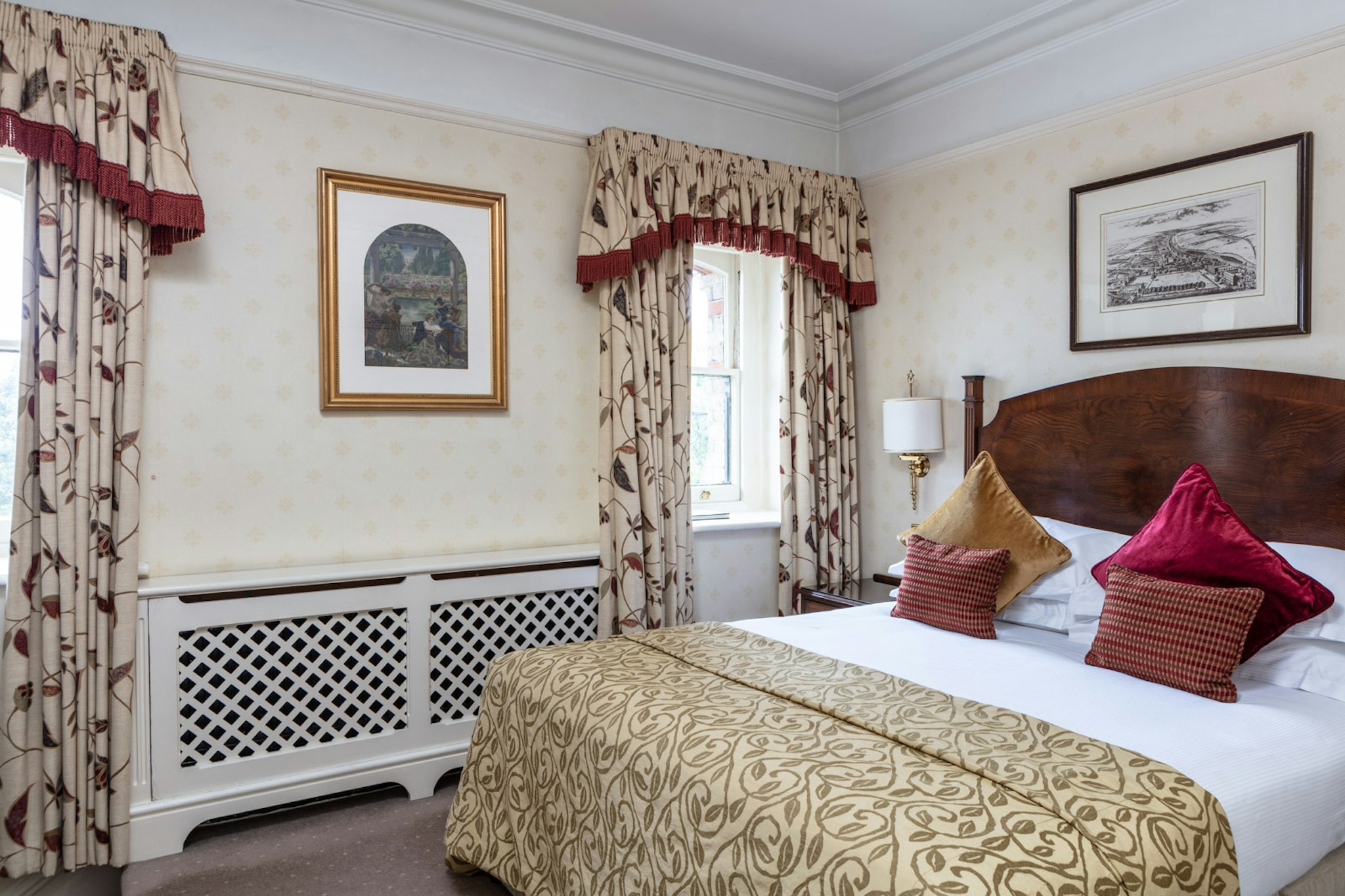Petersham Hotel 12/50